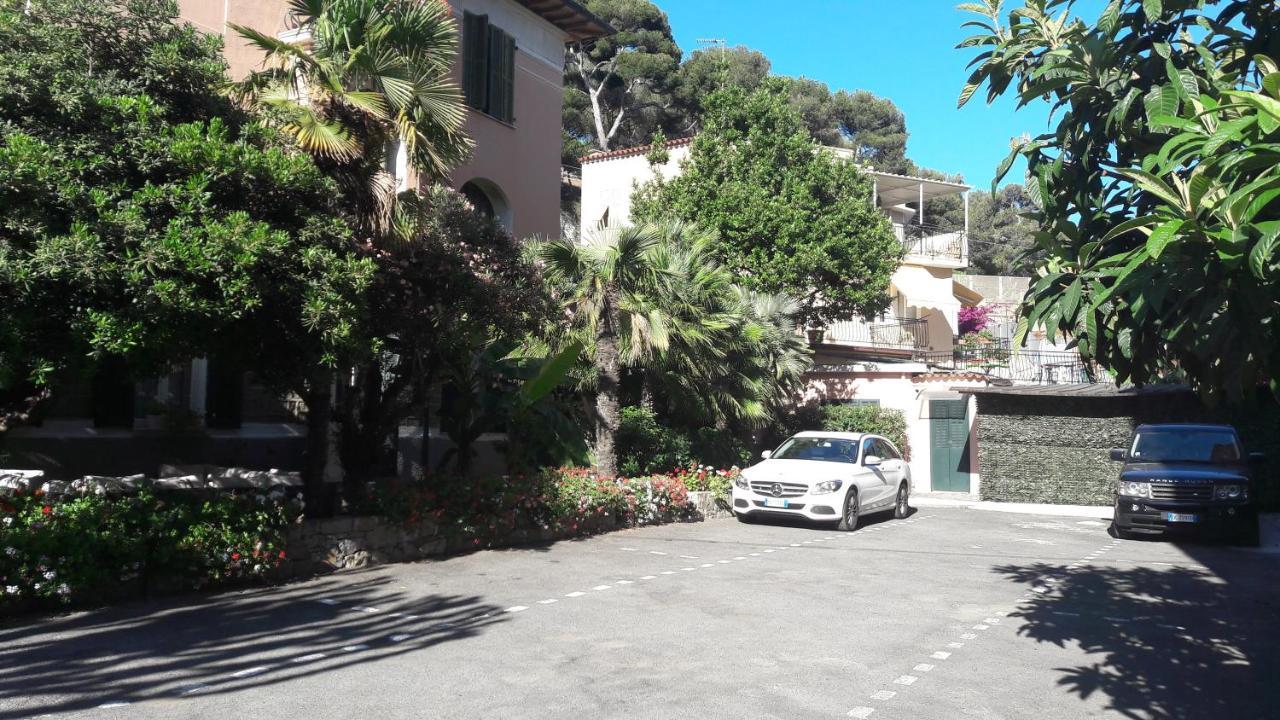 Hotel La Scogliera Bordighera Exterior photo