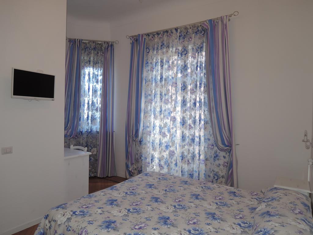 Hotel La Scogliera Bordighera Exterior photo