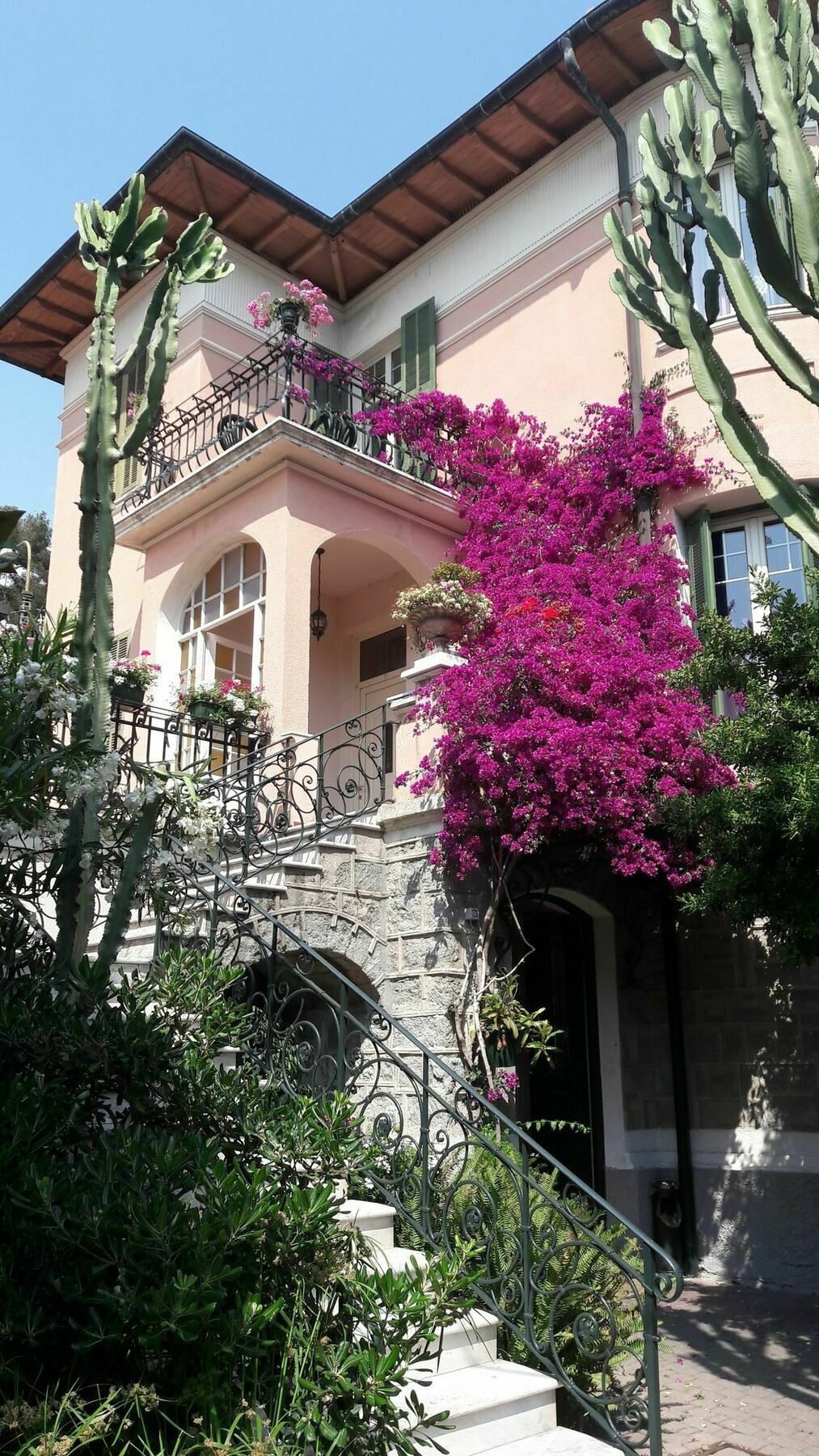 Hotel La Scogliera Bordighera Exterior photo